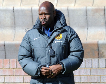 kaizer chiefs bench jacket